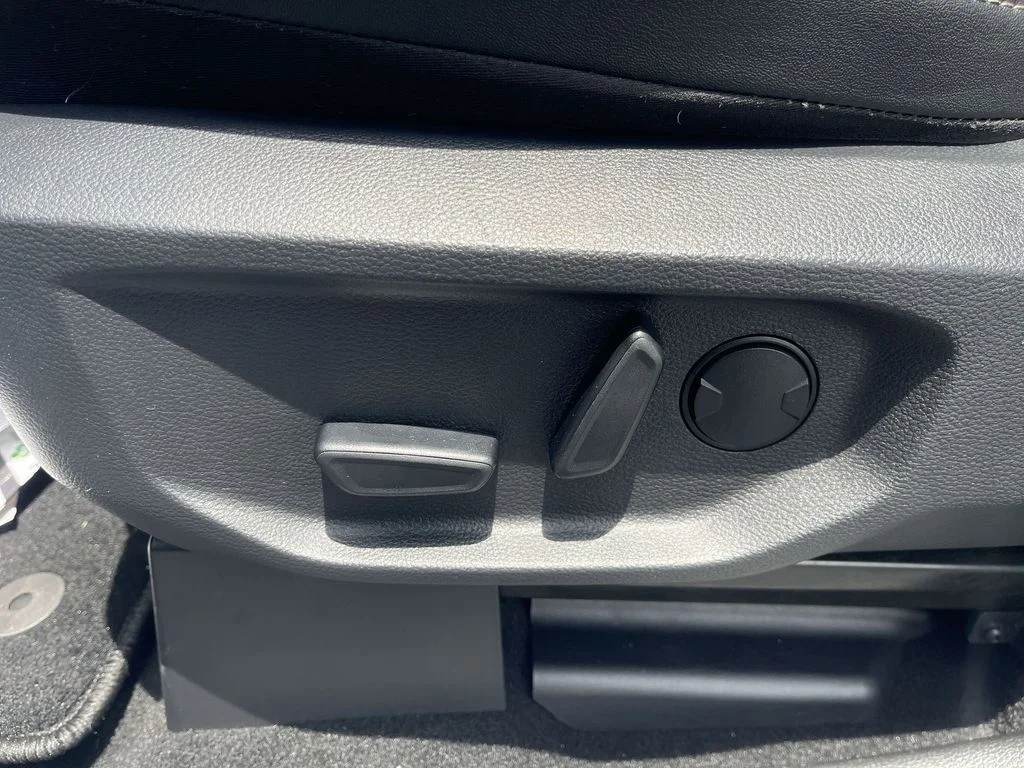 Used 2024 Gray Ford Lariat image 16