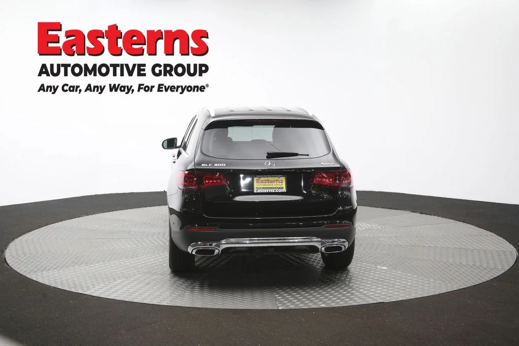 Used 2021 Black Mercedes-Benz GLC 300 image 37