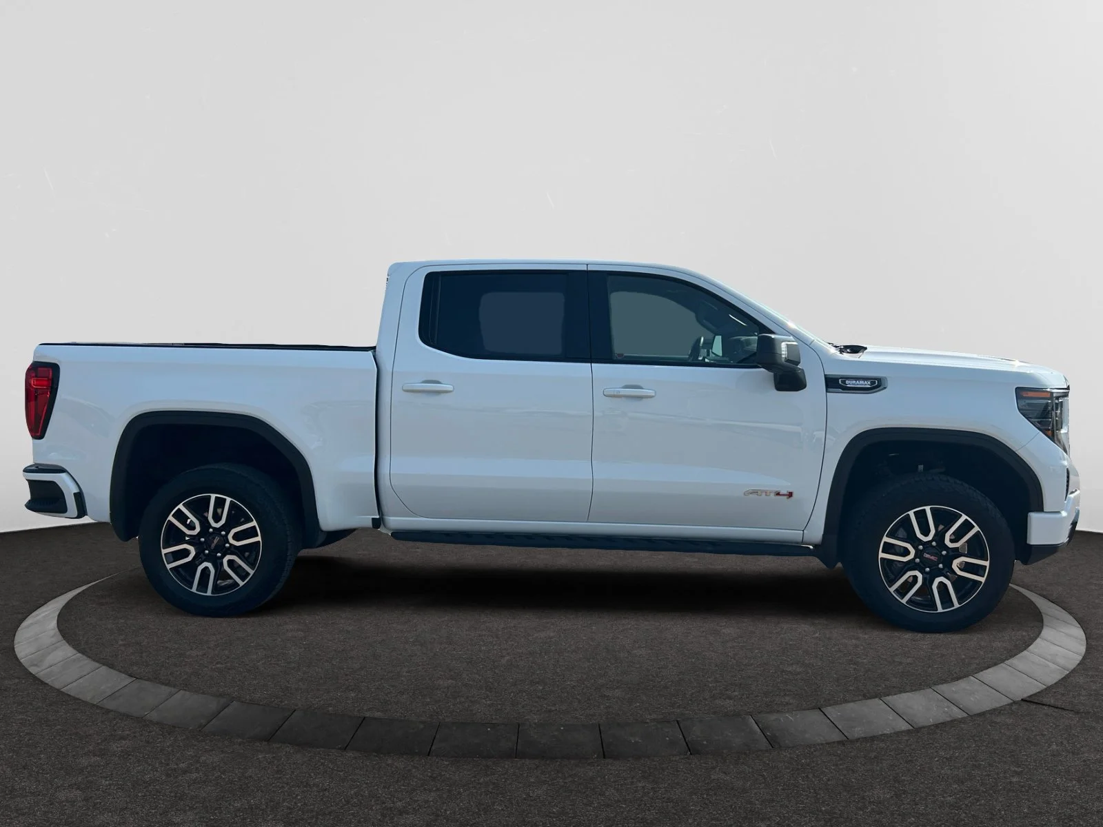 Used 2025 White GMC AT4 Crew Cab 3.0L Leather Sunroof Navigation 4x4 image 6
