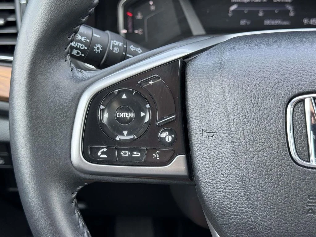 Used 2019 Silver Honda EX-L image 22