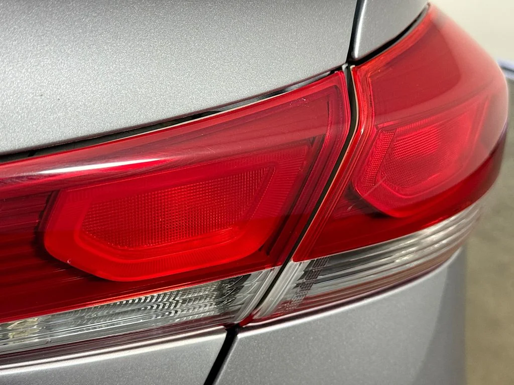 Used 2017 Gray Hyundai SE image 30