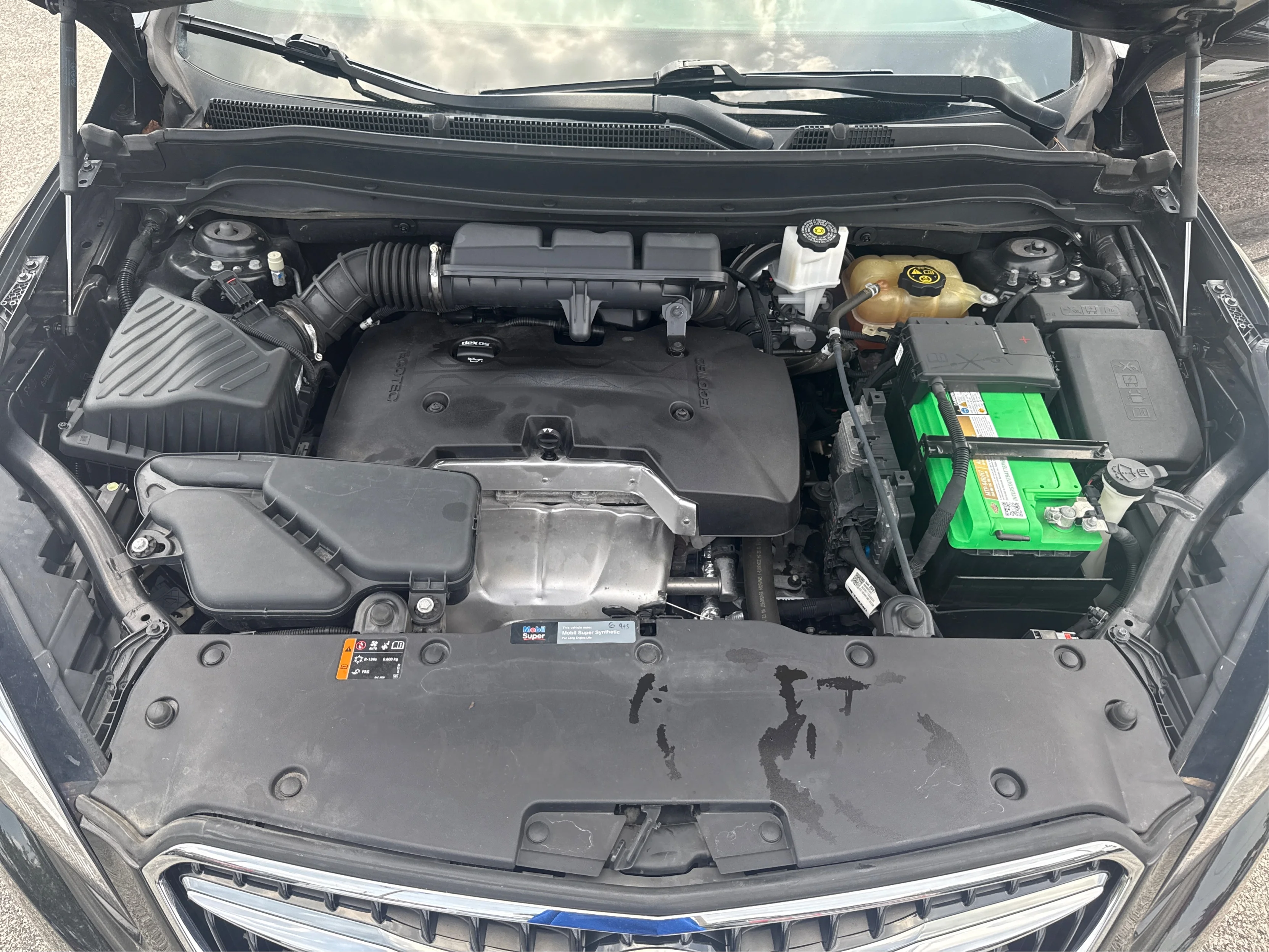 Used 2019 Black Buick AWD Essence image 11