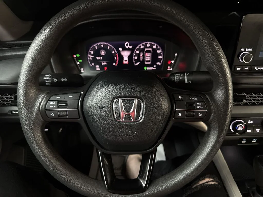 Used 2025 Radiant Red Metallic Honda LX image 19