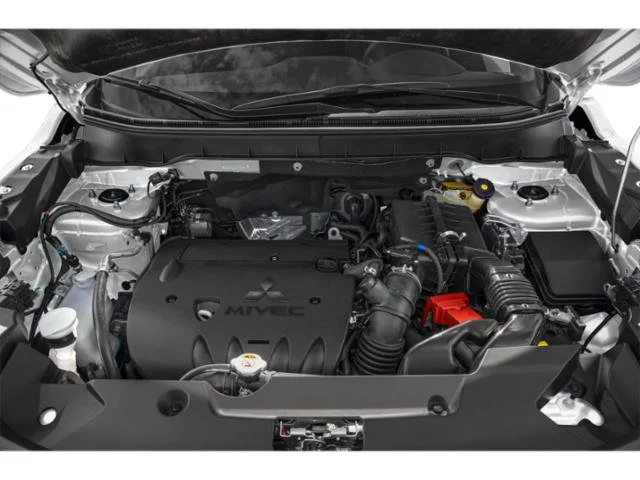 Used 2025 Labrador Black Pearl Mitsubishi ES image 12