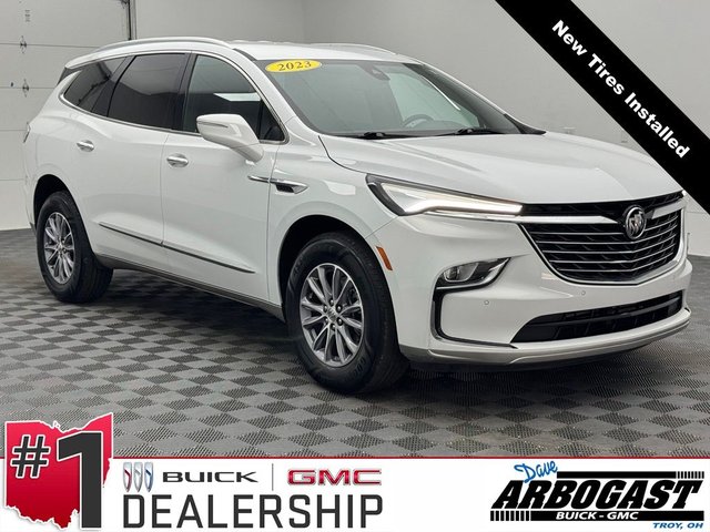 2023 Buick Enclave Essence