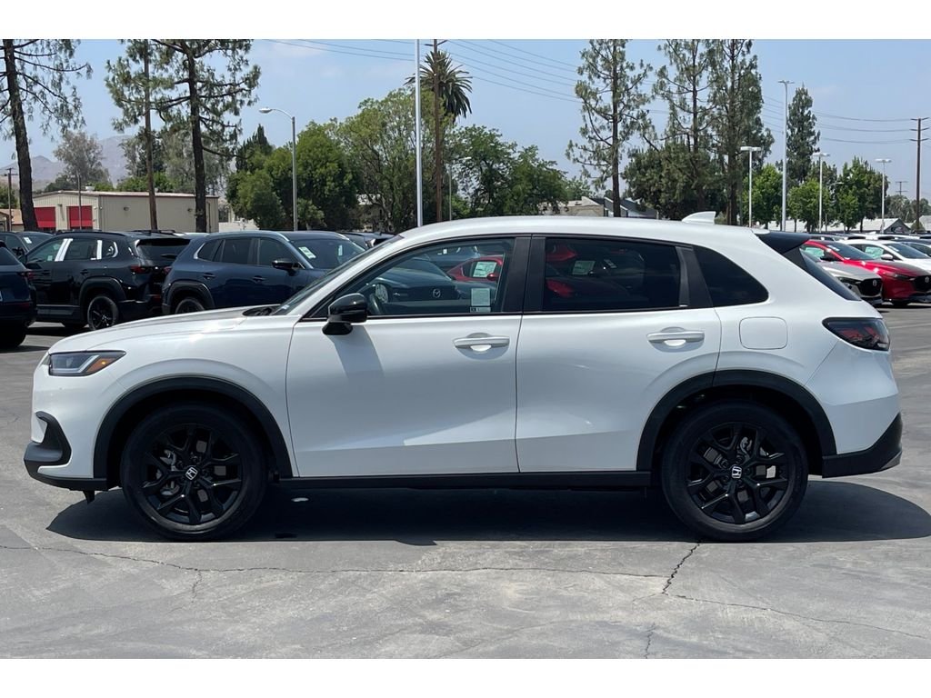 Certified Used 2024 Platinum White Pearl Honda Sport image 2