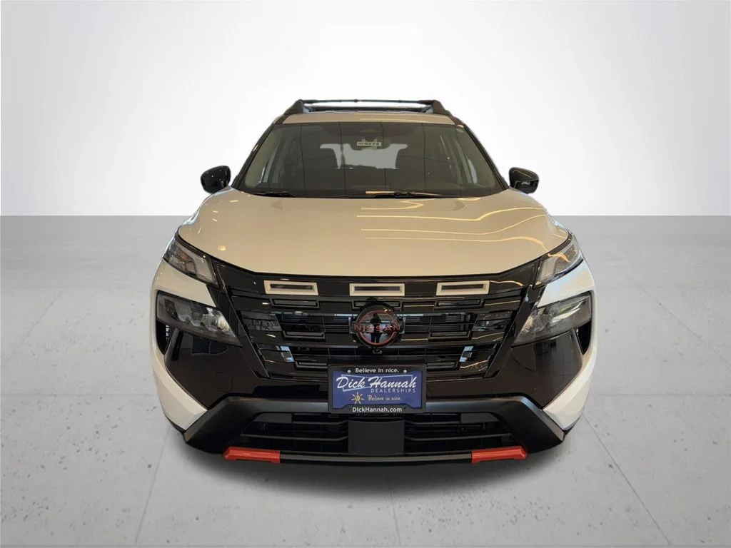 New 2026 Everest White Pearl TriCoat Nissan Rock Creek image 3
