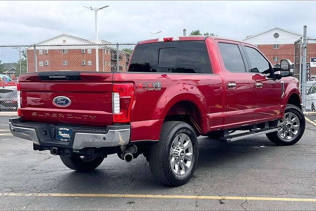 Used 2019 Ruby Red Metallic Ford Lariat image 12