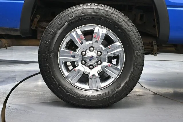 Used 2010  Ford XLT image 10
