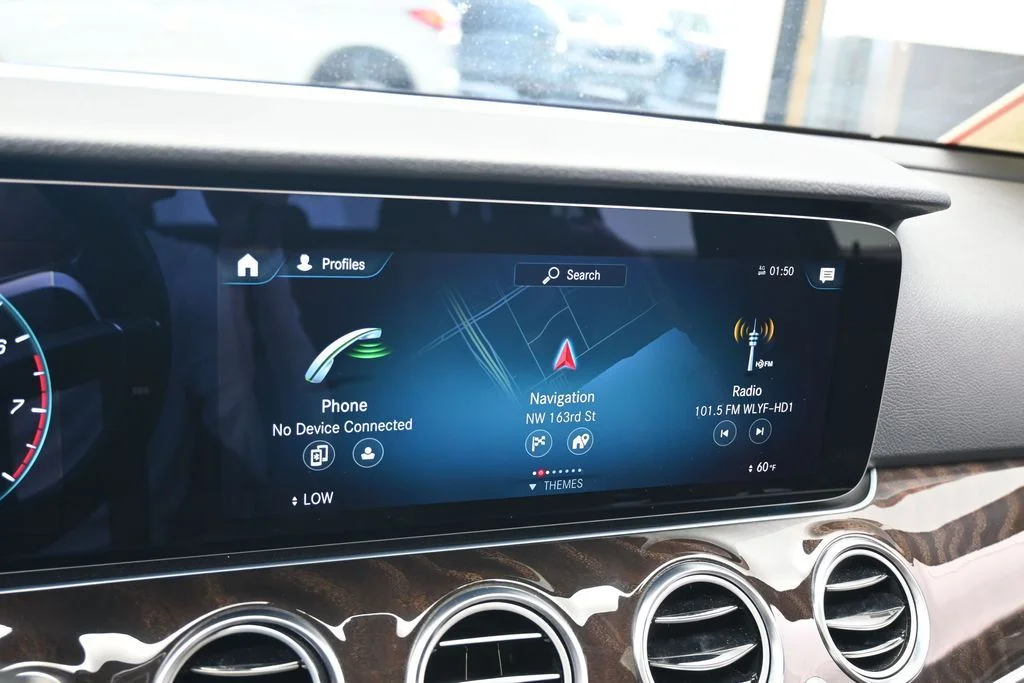 Used 2021 Gray Metallic Mercedes-Benz E 450 image 19