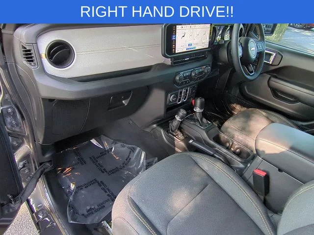 Used 2024 Gray Jeep Sport RHD image 33