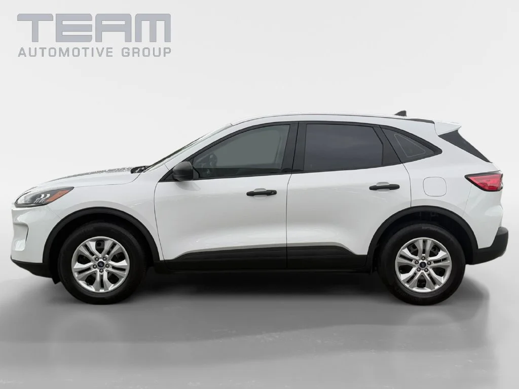 Used 2022 White Ford S image 4