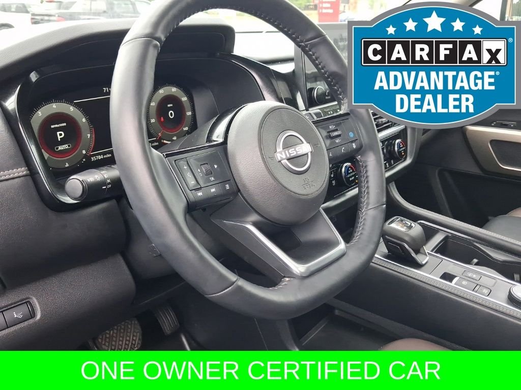 Used 2023 White Nissan Platinum image 20