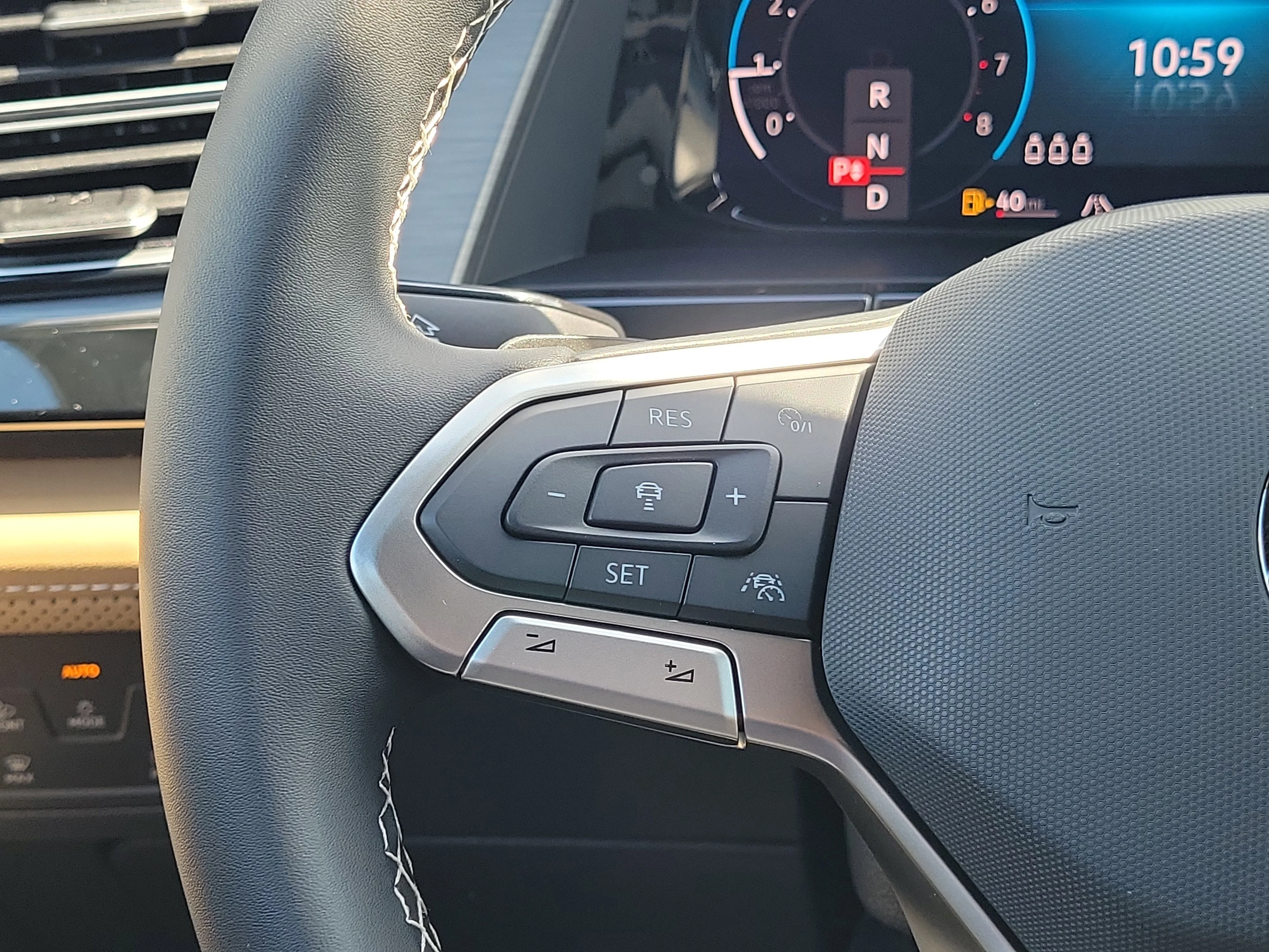 New 2026 Black Volkswagen SE w/Technology image 23