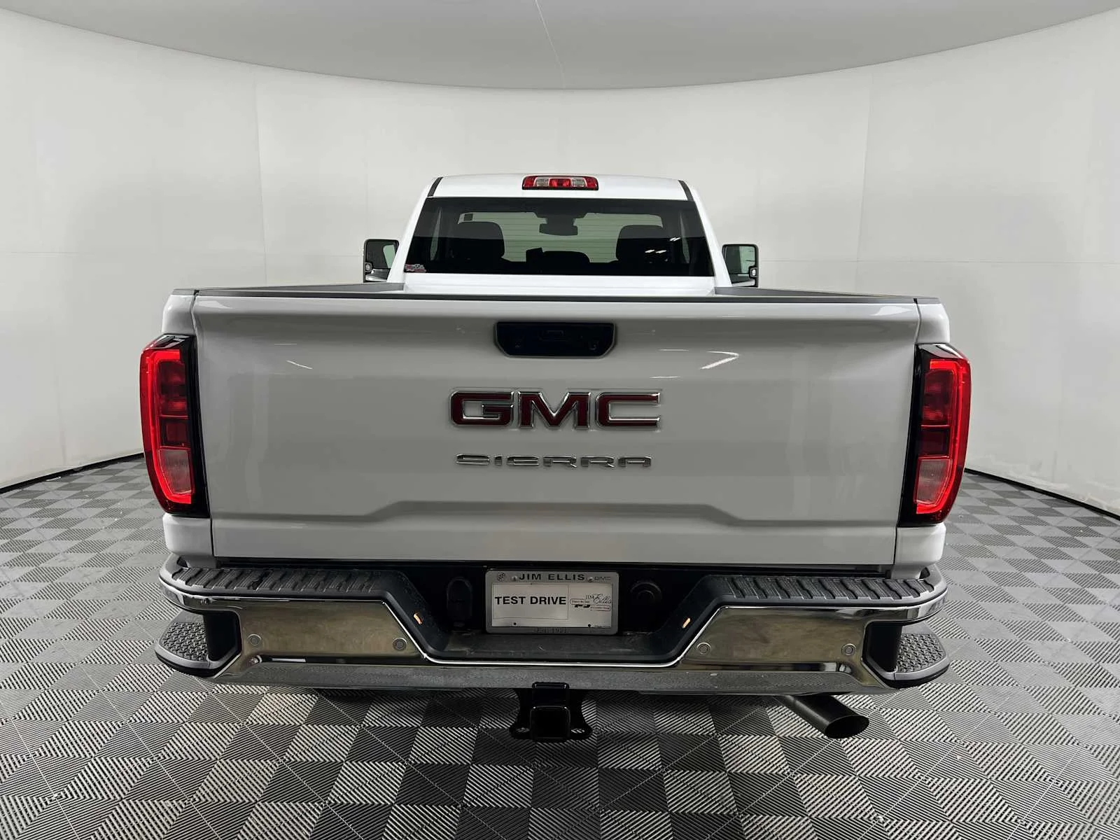 New 2025 Summit White GMC Pro image 5