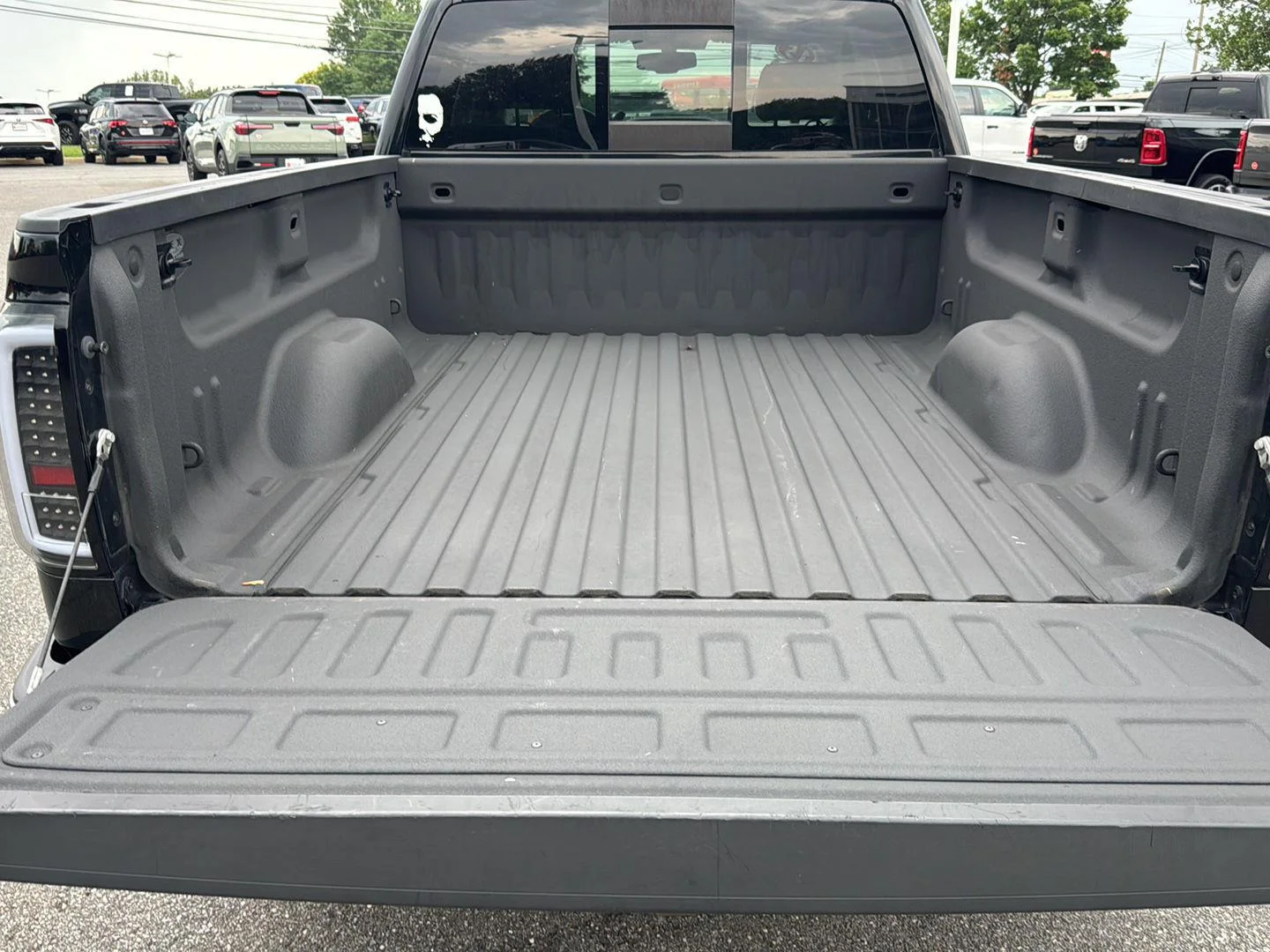 Used 2015 Onyx Black GMC SLT image 9