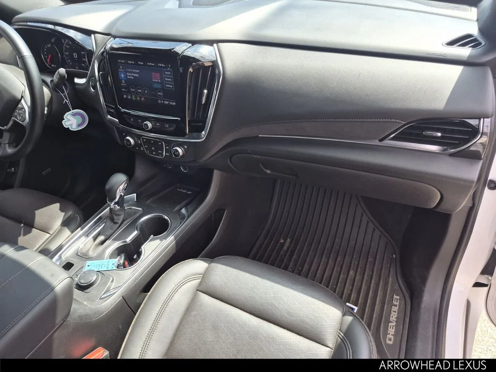 Used 2023 White Chevrolet High Country image 17