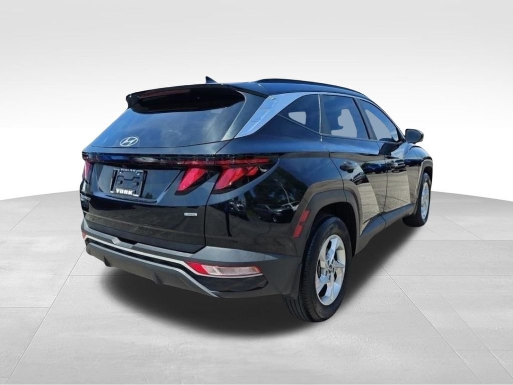 Used 2024 Black Hyundai SEL image 5