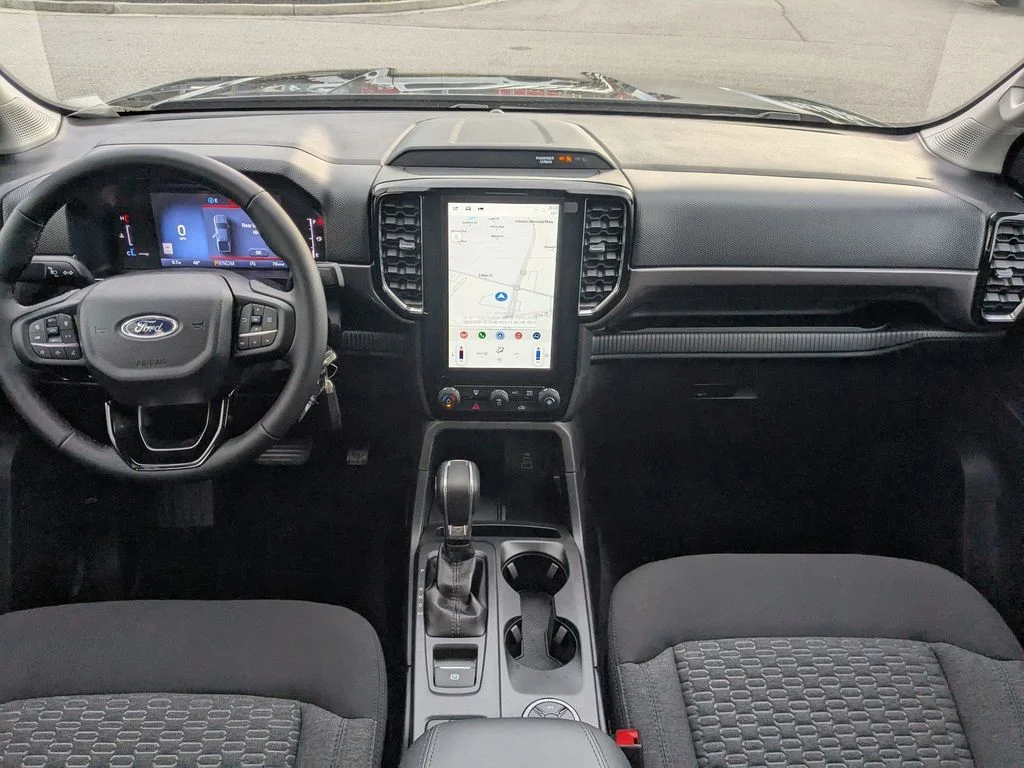 New 2025 Shadow Black Ford XLT image 14