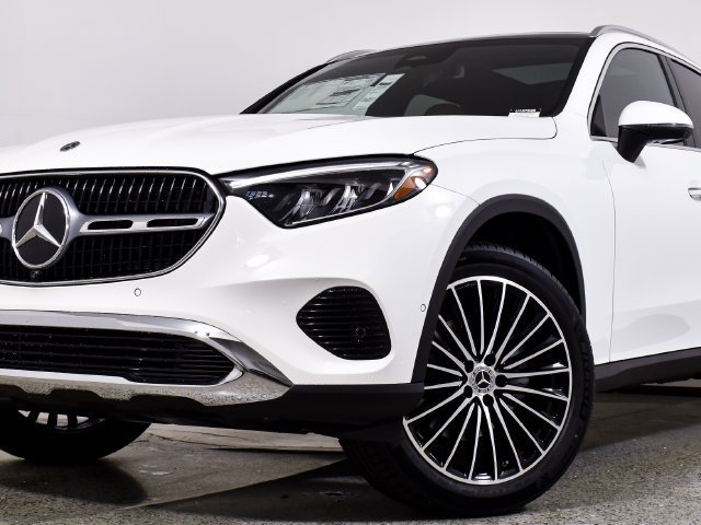 New 2027 Polar White Mercedes-Benz GLC 300 image 47