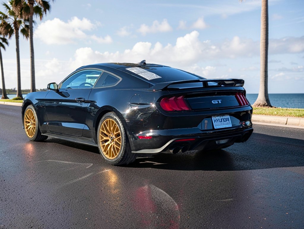 2021 Ford Mustang GT - Photo 7