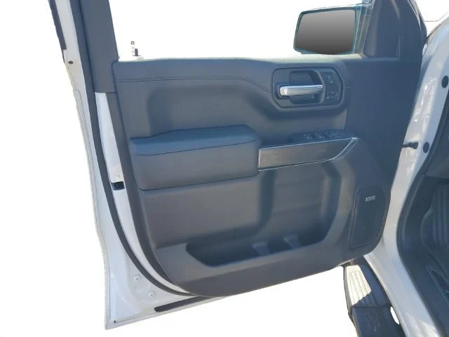 Used 2021 SUMMIT WHITE GMC AT4 image 12