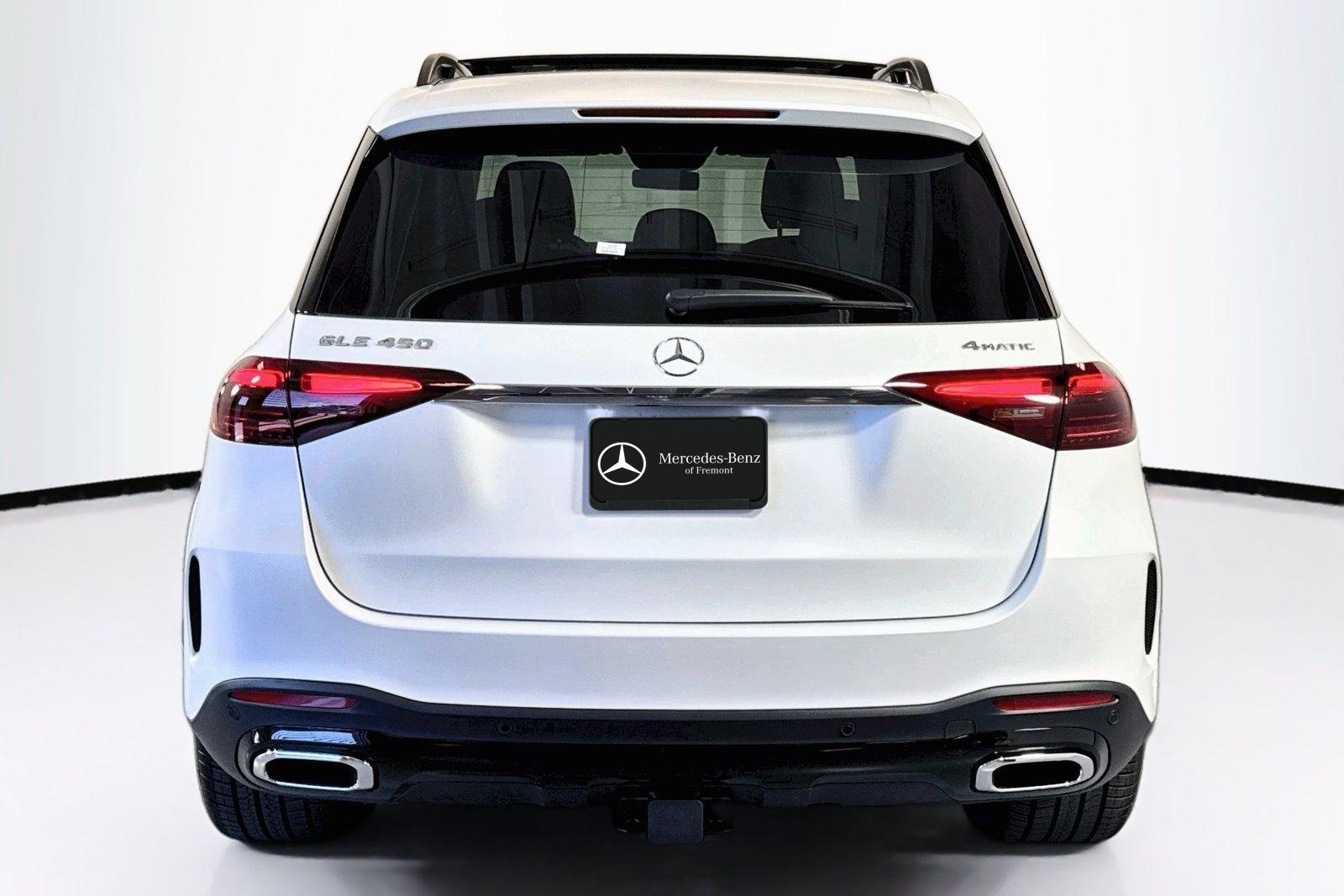 New 2026 Manufaktur Moonlight White Magno Mercedes-Benz GLE 450 image 6