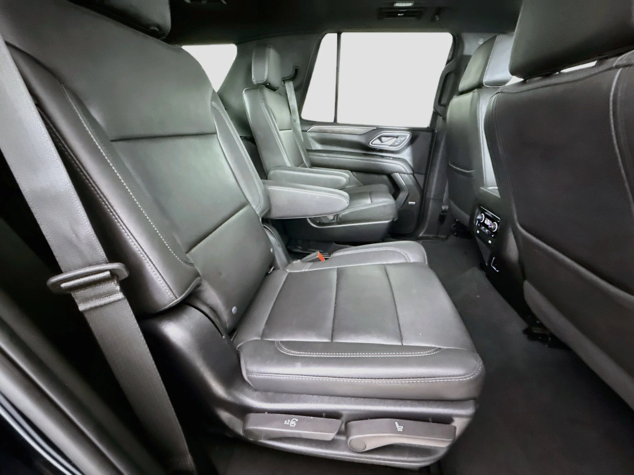 Used 2022 BLACK Chevrolet LT image 31