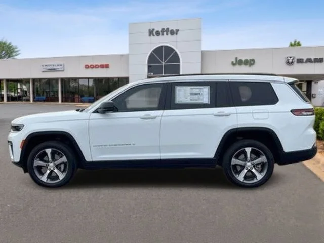 New 2026 White/off-white Jeep Limited image 2