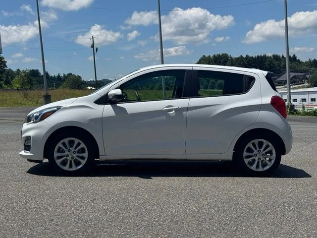 Used 2020 White Chevrolet 1LT image 4