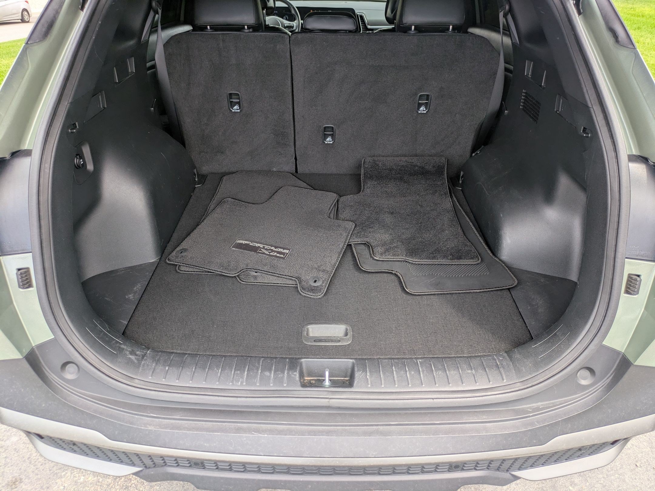 Used 2024 Jungle Green Kia X-Line image 34