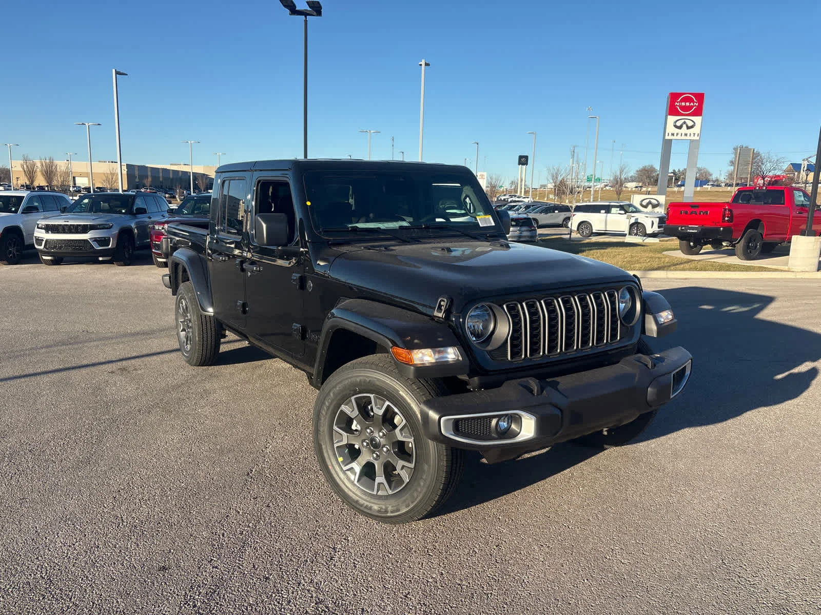 New 2026 Black Clear-Coat Exterior Paint Jeep Sahara image 2