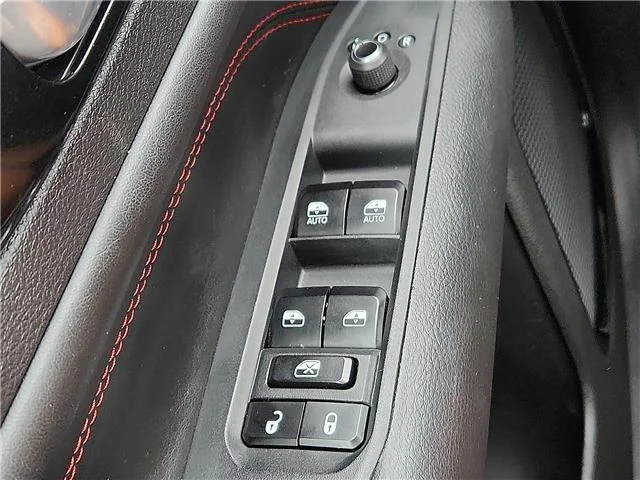 Used 2025 White Jeep Trailhawk 4x4 image 17
