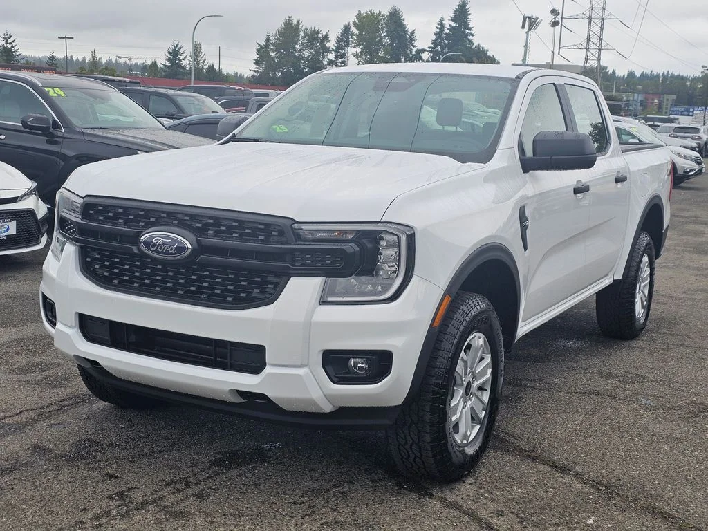 New 2025 Oxford White Ford XL image 3