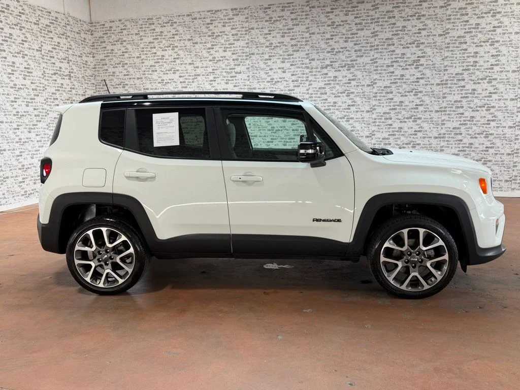 Used 2022 White Jeep Limited image 6