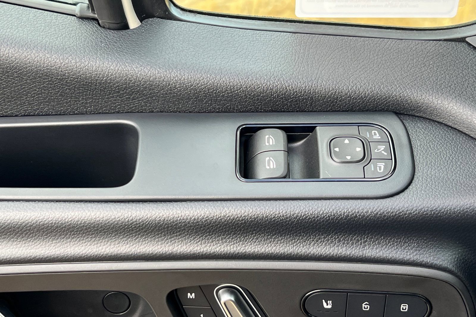 2026 Mercedes-Benz Sprinter Crew Van Base - Photo 15