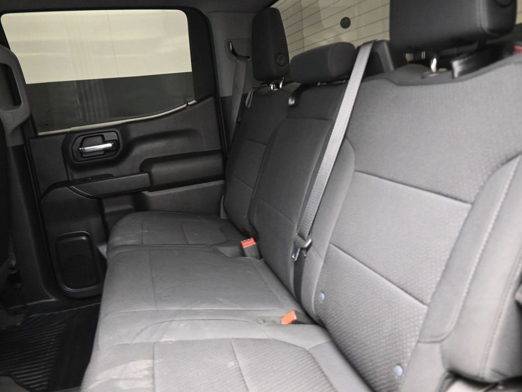 2020 Chevrolet Silverado 1500 Custom photo 2