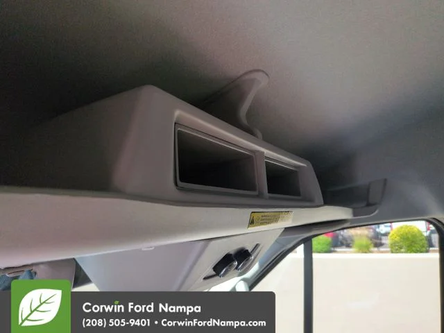 New 2026 Oxford White Ford XLT image 20