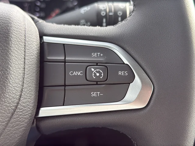 New 2026 Fathom Blue Pearl Coat Jeep Latitude image 18