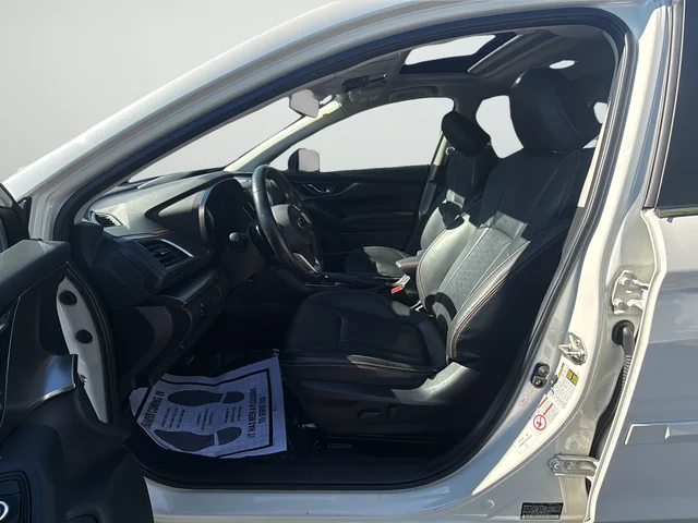 Used 2019 White Subaru 2.0i Limited image 31