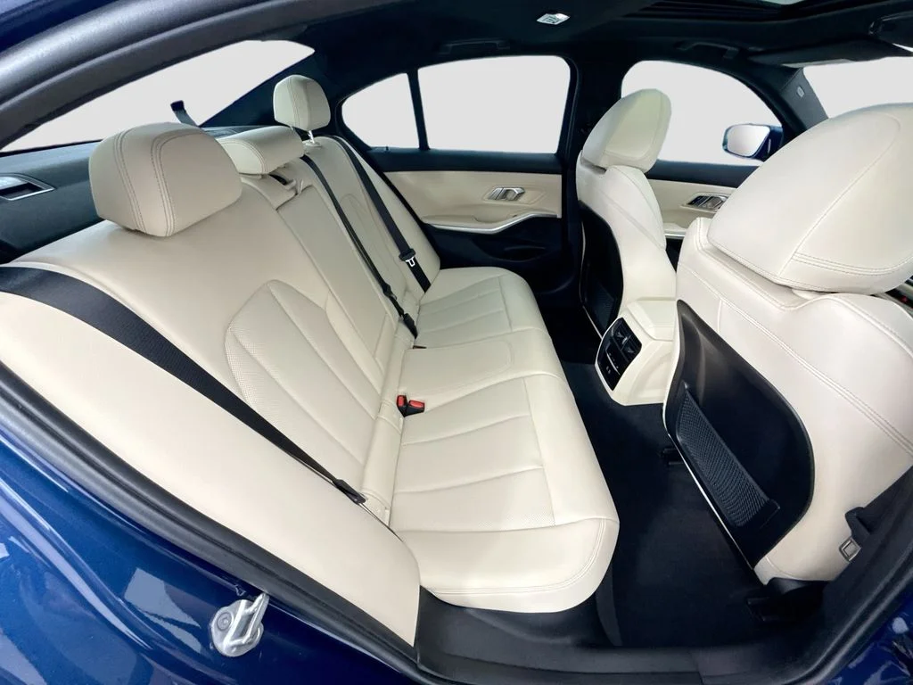 Used 2023 Blue BMW 330i image 21