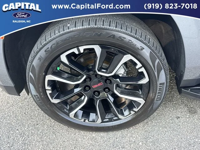 Used 2022 Gray GMC SLE image 13