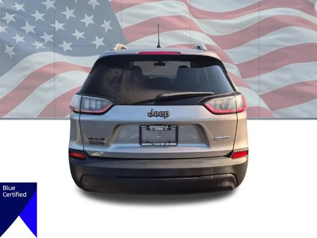 Used 2020 Silver Jeep Latitude image 5
