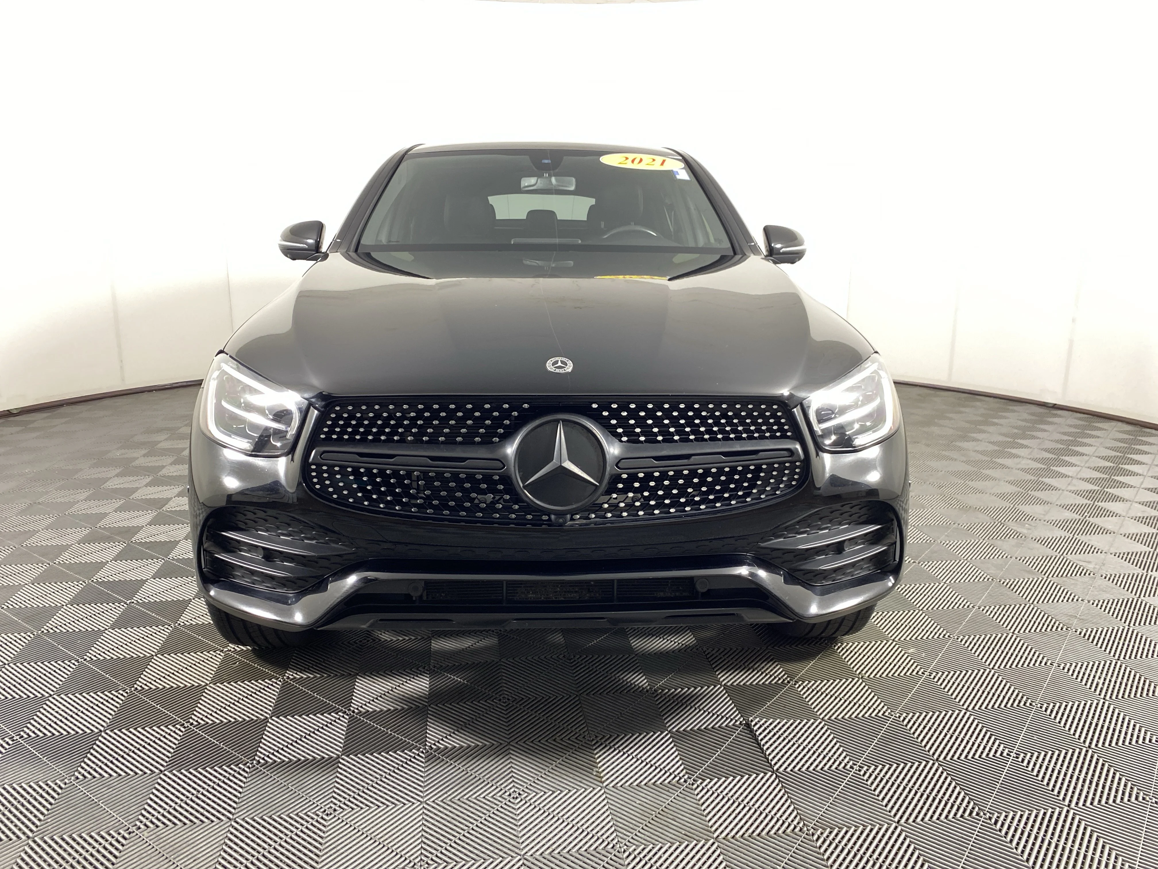 Used 2021 Obsidian Black Metallic Mercedes-Benz GLC 300 image 12