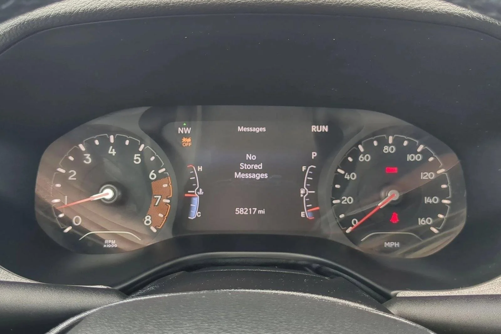 Used 2022 Diamond Black Crystal Pearlcoat Jeep Latitude image 19