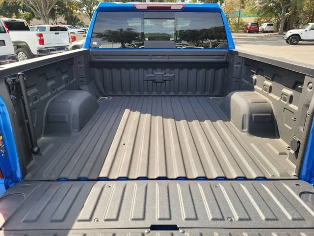 2025 Chevrolet Silverado 1500 LT - Photo 20