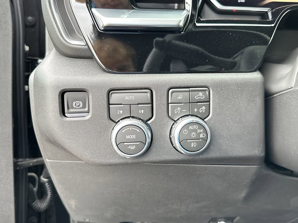 2026 GMC Sierra 1500 SLT - Photo 19