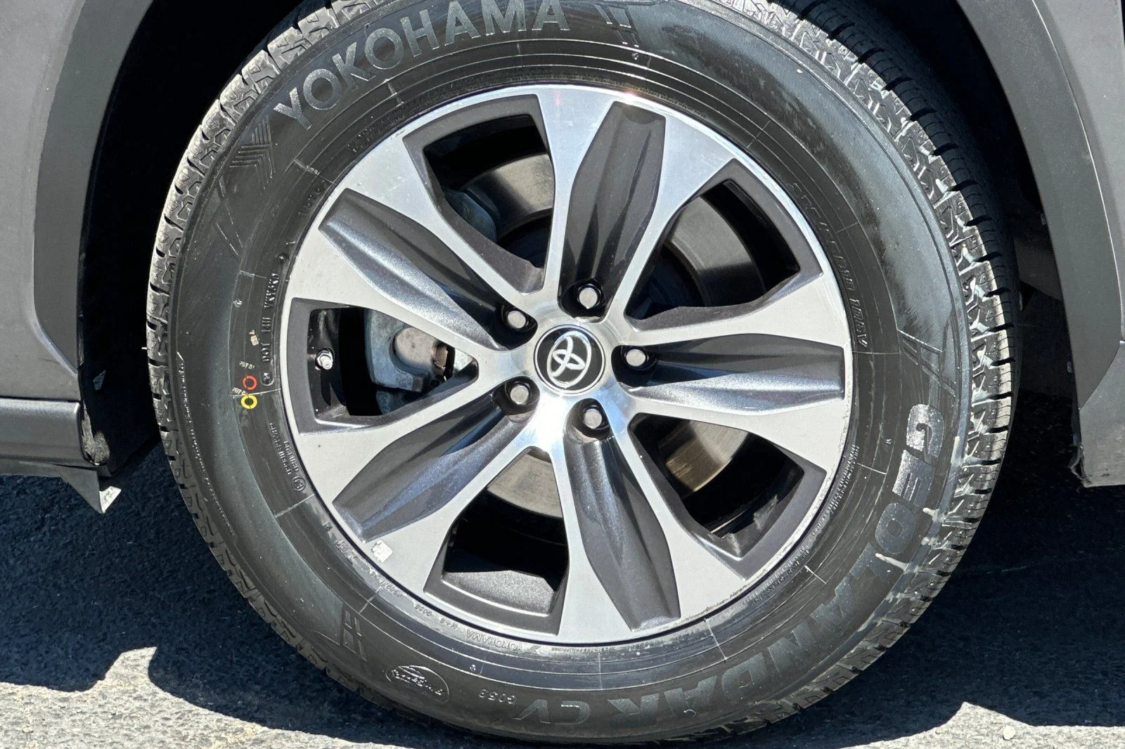 Used 2023 Gray Toyota XLE image 15