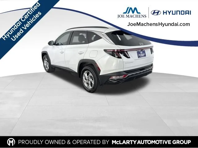 Used 2023 White Hyundai SEL image 9