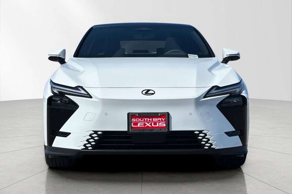 New 2026 Ultra White Lexus ES 350e PREMIUM image 8